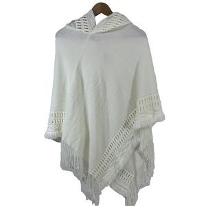 NWT Mia and Tess Women's Poncho‎ Hooded Ivory One Size
